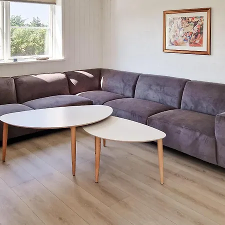 Lovely In With Wifi Holiday home